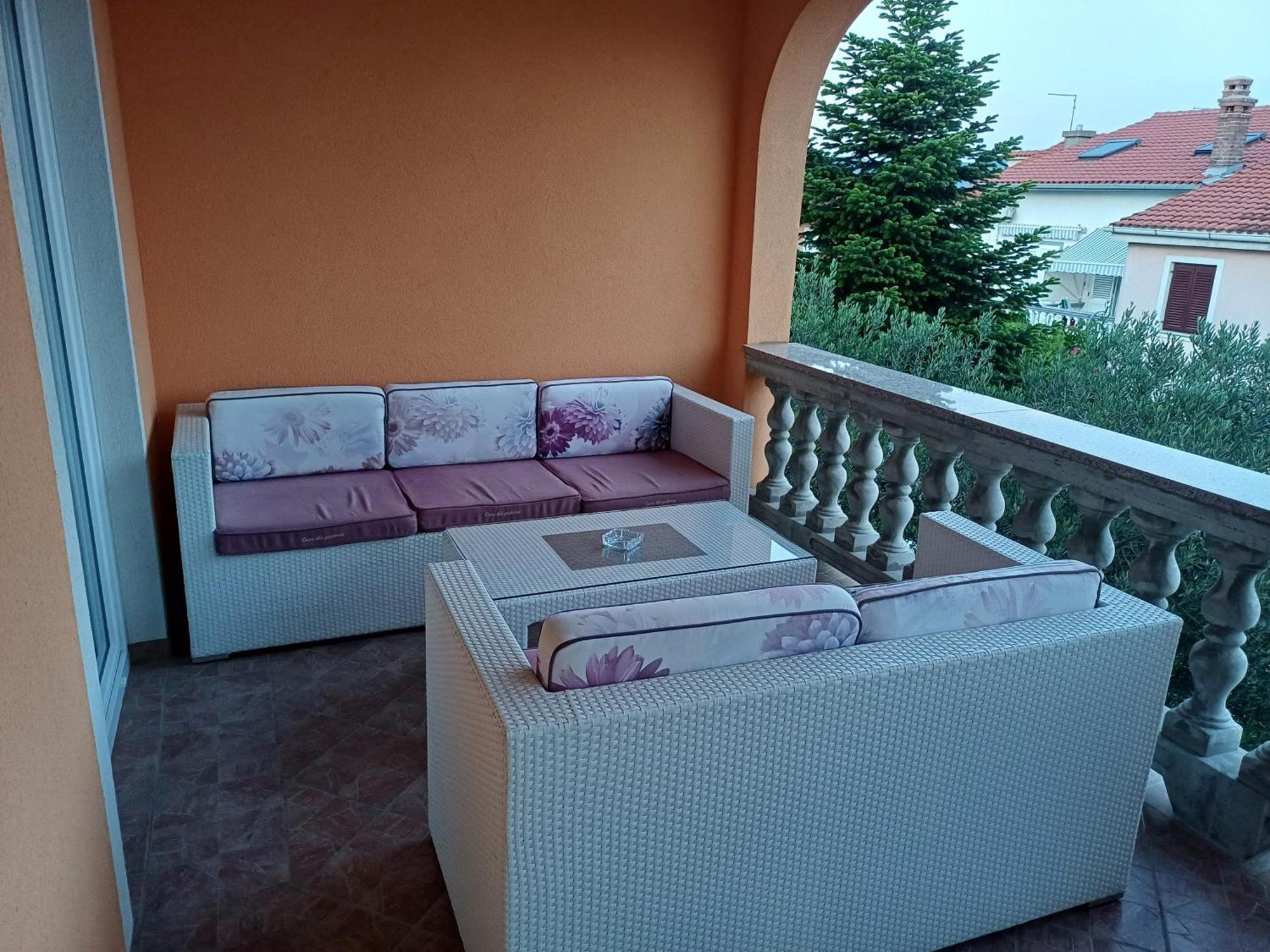 Apartmani Bulajic Krk Town Extérieur photo
